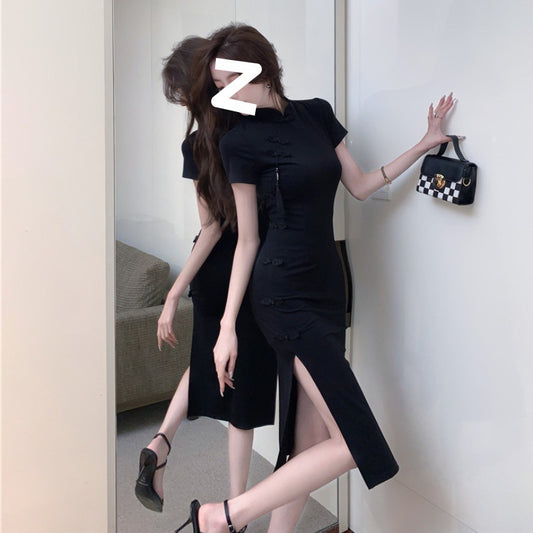 ခေတ်ဟောင်းခလုတ်မွမ်းမံထားသော Cheongsam ဂါဝန် အမျိုးသမီးတန်းမြင့် အနက်ရောင် ဂါဝန် ခါးကို လှီးဖြတ်ထားသော ခဲတံစကတ်