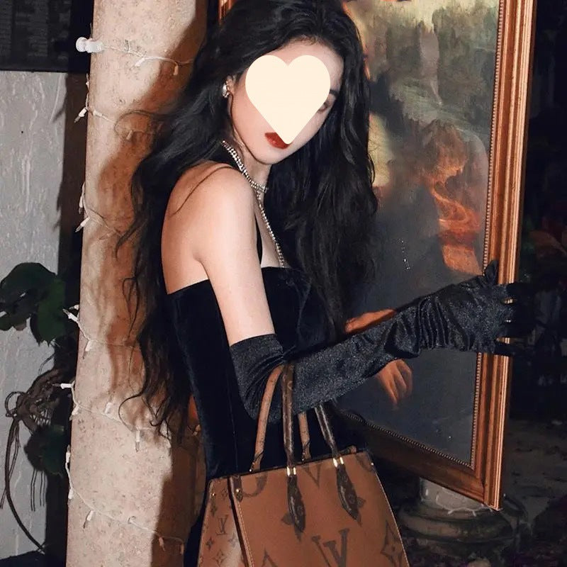 فستان سهرة أنيق فاخر فريد من نوعه، فستان أسود مثير بدون حمالات للنساء